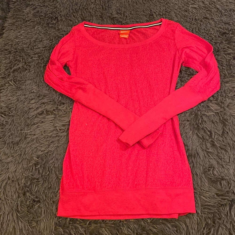 NIKE Sheer Print Thumb Hole Workout Top